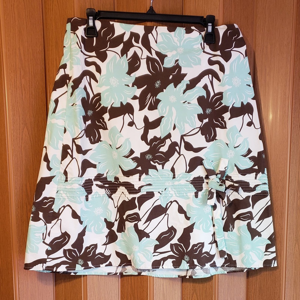 Speechless size 13 green and brown floral print skirt